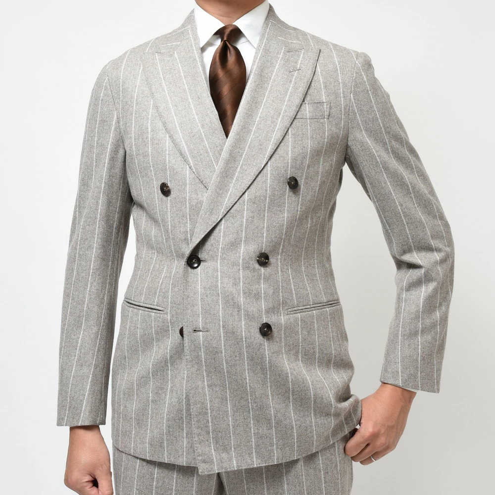 曲線』がポイントです。GIANFRANCO BOMMEZZADRI(ジャンフランコ