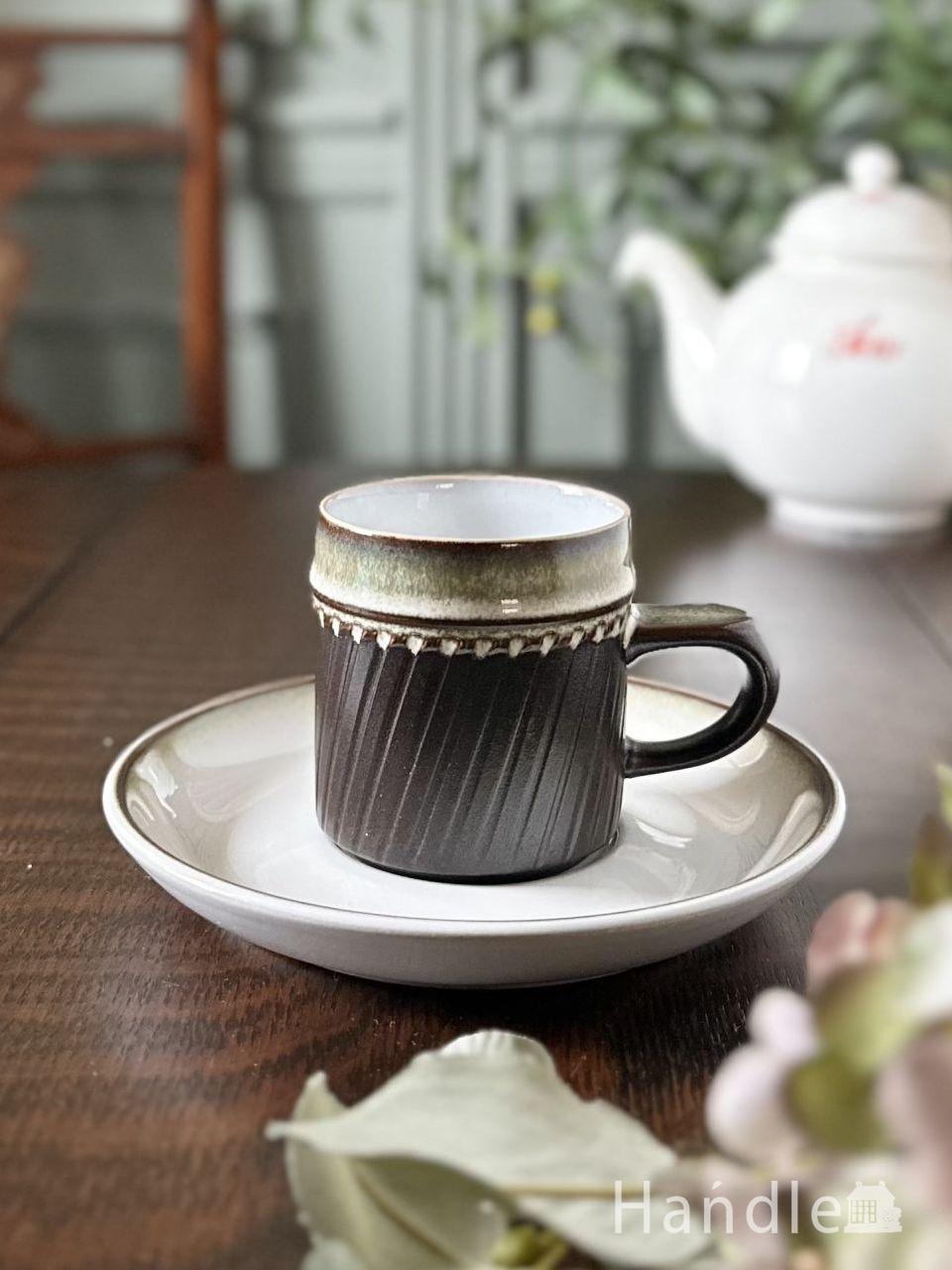 イギリスのおしゃれなアンティーク食器、さくらが描かれたwinchesterの