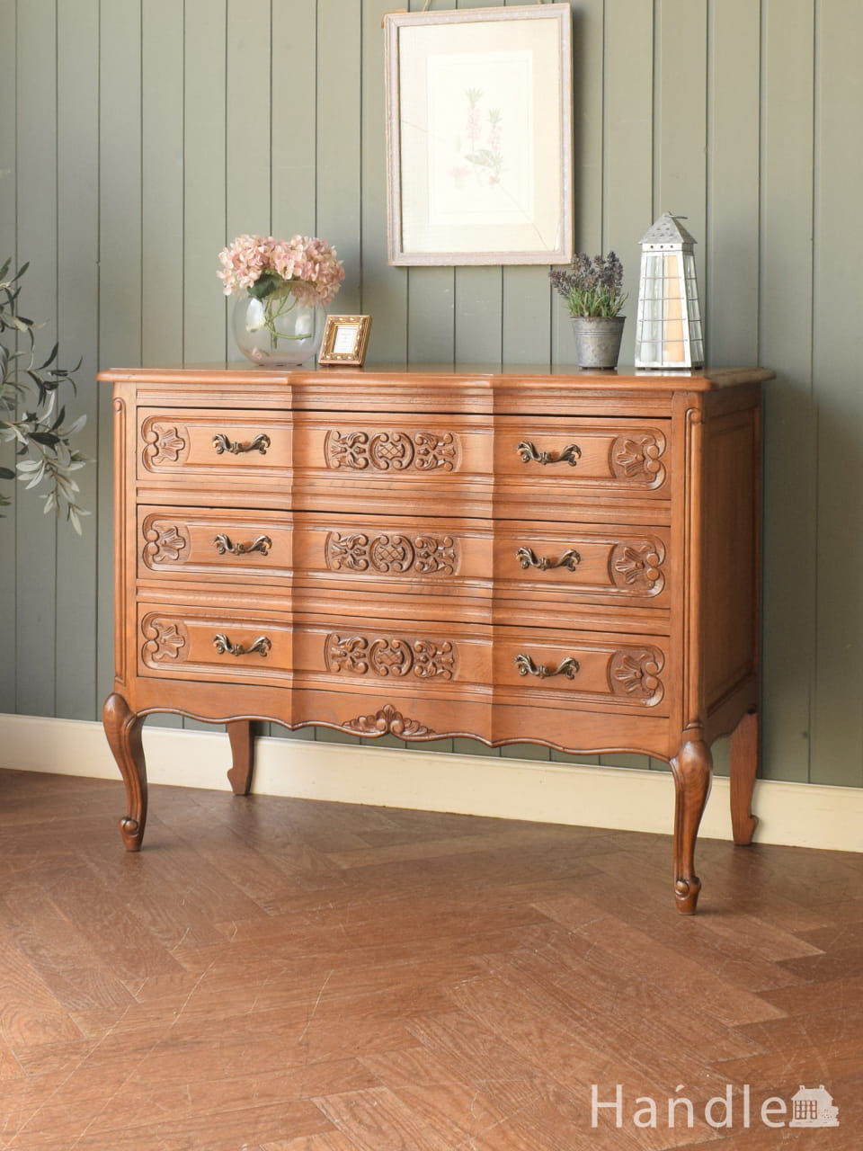 ウォールナット材のおしゃれなアンティークチェスト、6段引き出しの