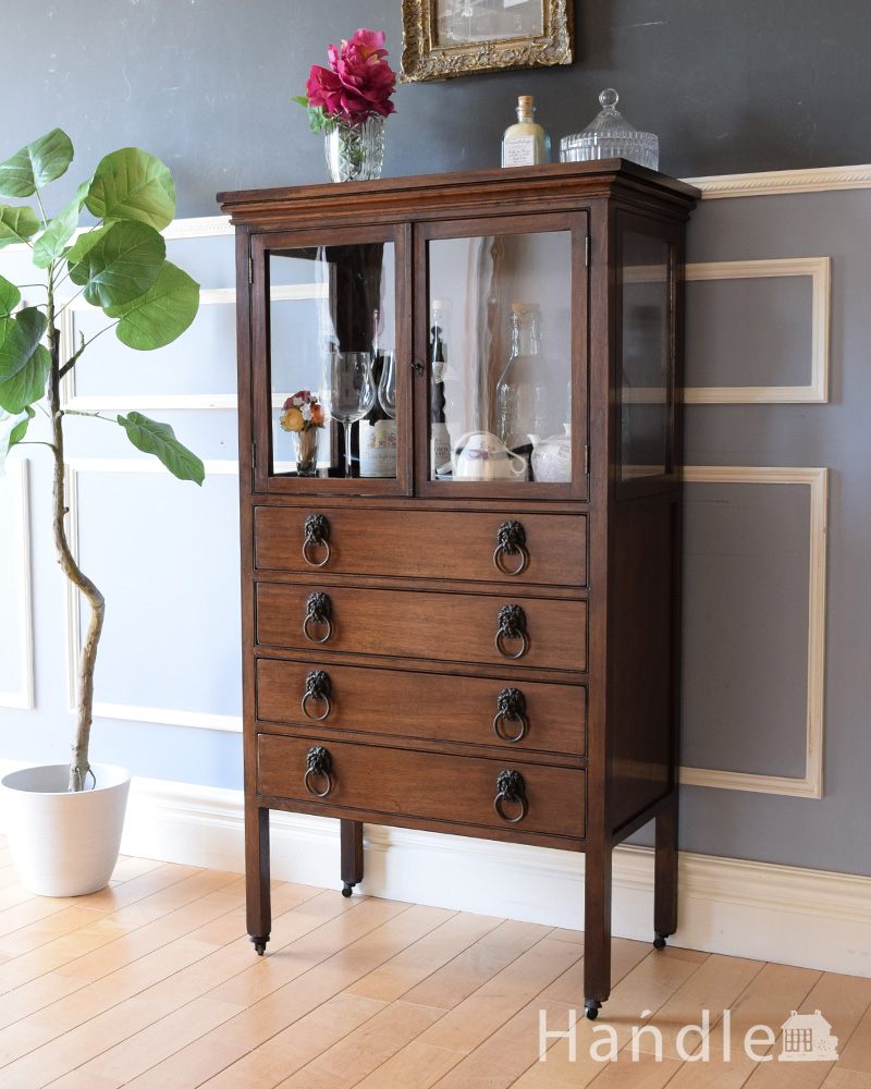 美しいアンティークの英国輸入家具、マホガニー材のカップボード