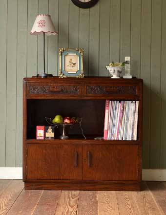 英国インテリアのアンティーク家具、サイドボード（本棚）(q-295-f