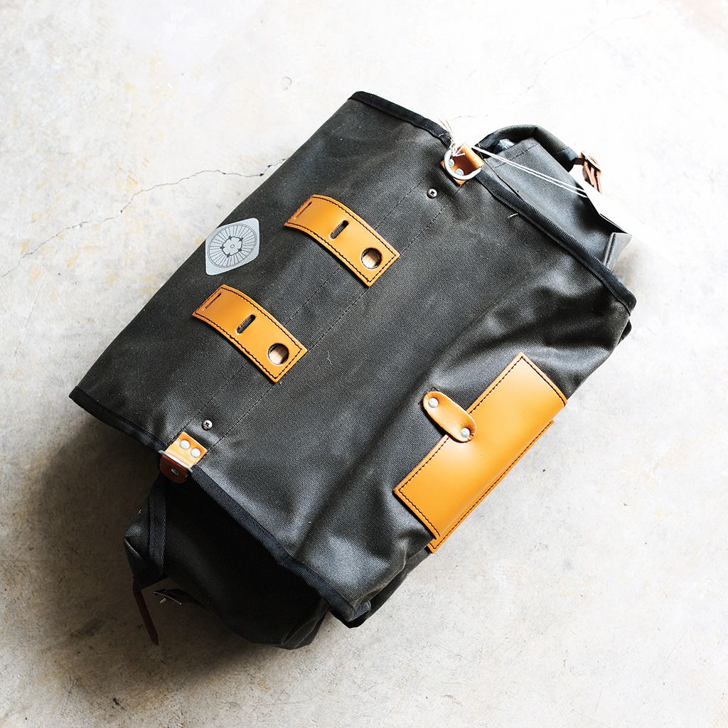 通勤からツーリングまで！Carradiceのサドルバッグ、ネルソン - 自転車