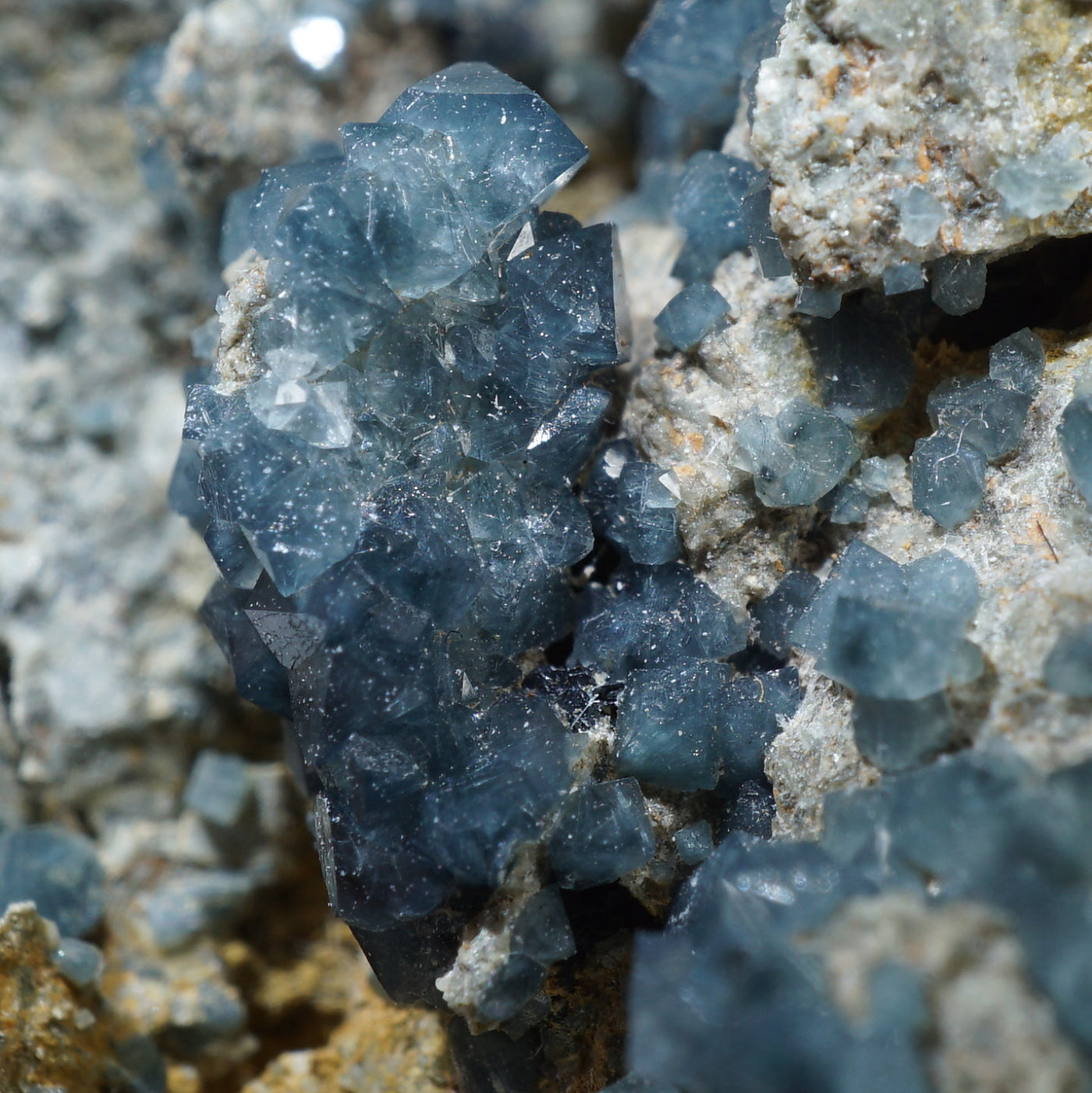 スペイン産 ブルークォーツ – 天然石ハッピーギフト