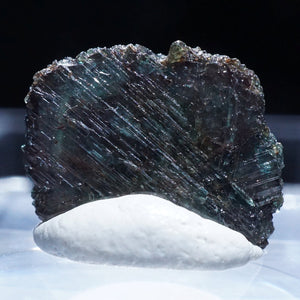 蛍光》ジンバブエ産 アレキサンドライト – 天然石ハッピーギフト