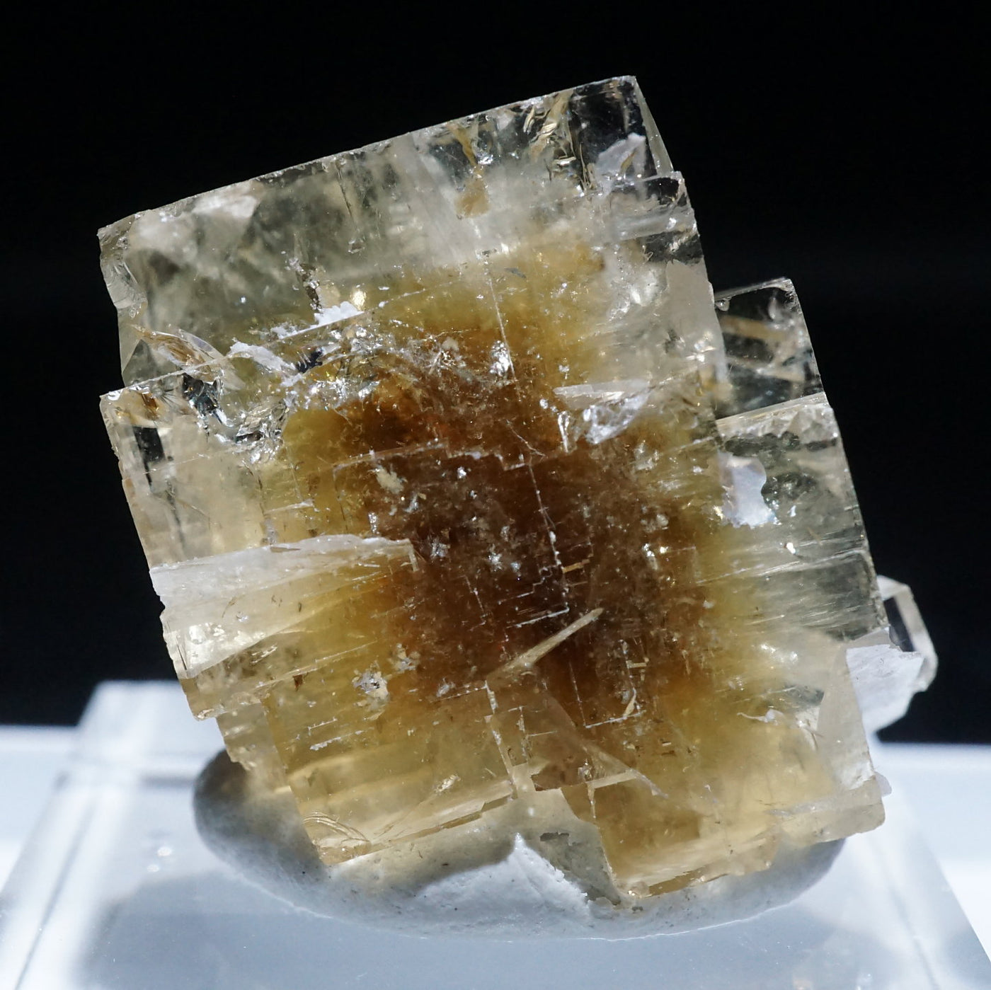 アメリカ・オハイオ州産 フローライト – 天然石ハッピーギフト