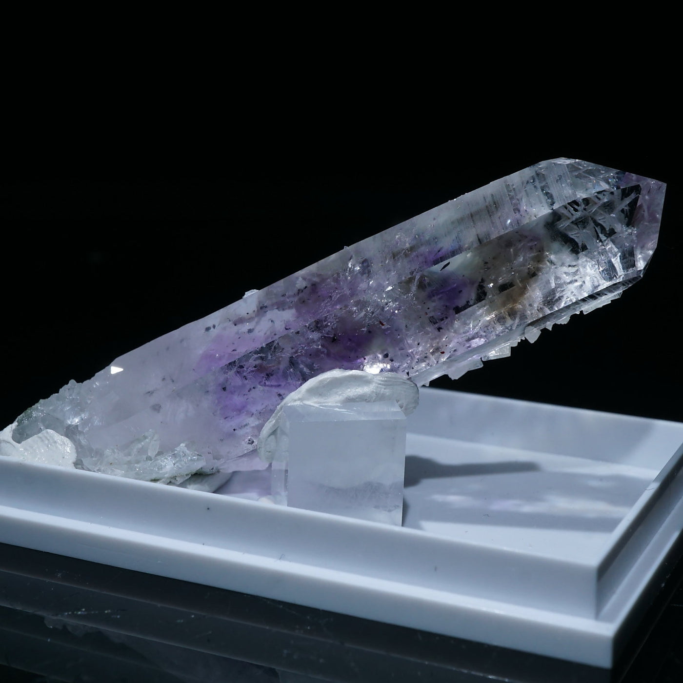 ナミビア産 プレナイト・アメシスト – 天然石ハッピーギフト