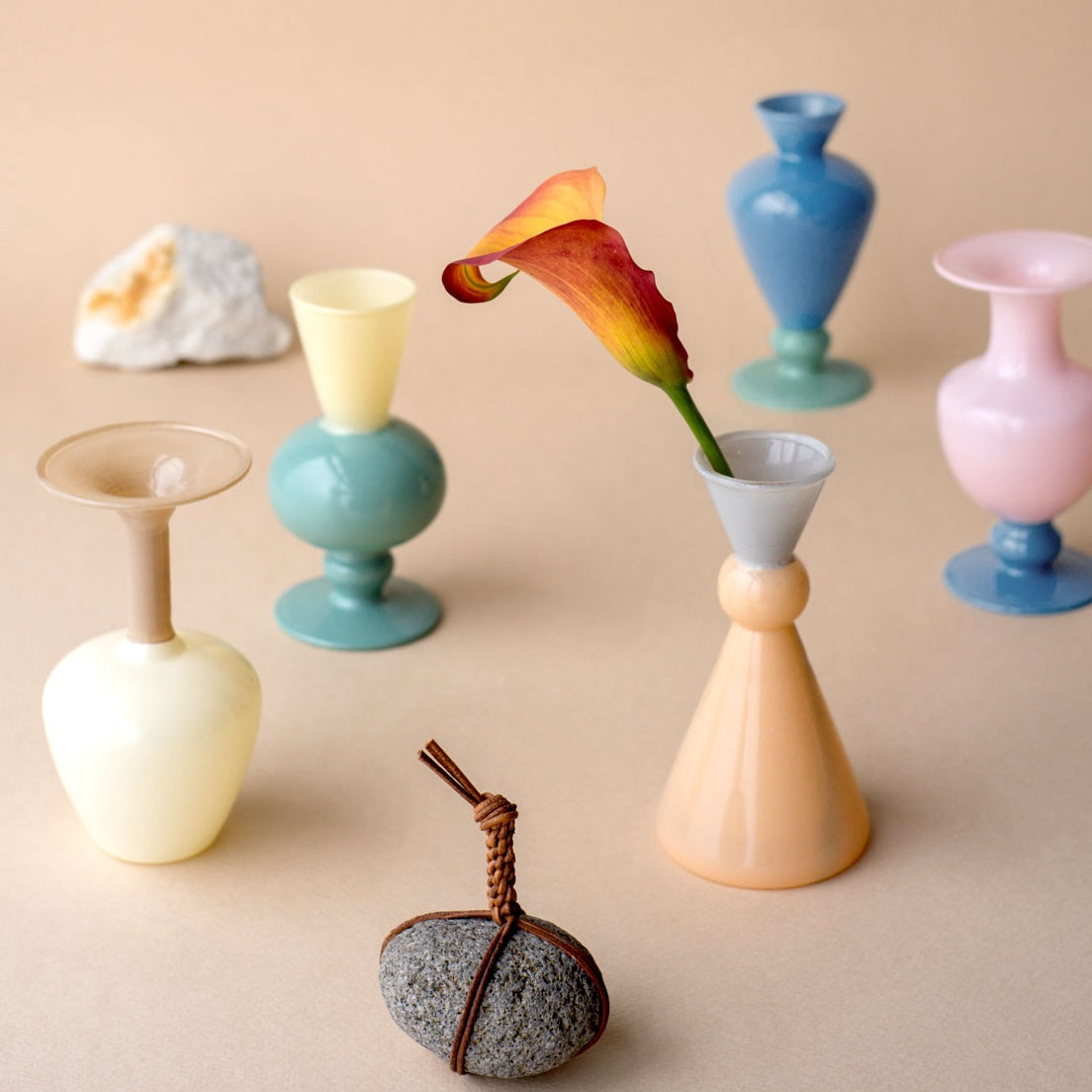 オブジェのようなフラワーベース – HATCH