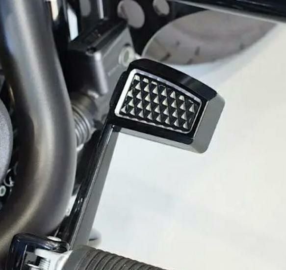 クルーザーソフテイル用ブレーキペダル｜ハーレーカスタムパーツ専門店