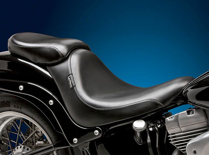 ソフテイル FXST、FLSTF、FLSTSB用シートLepera｜ハーレーカスタム