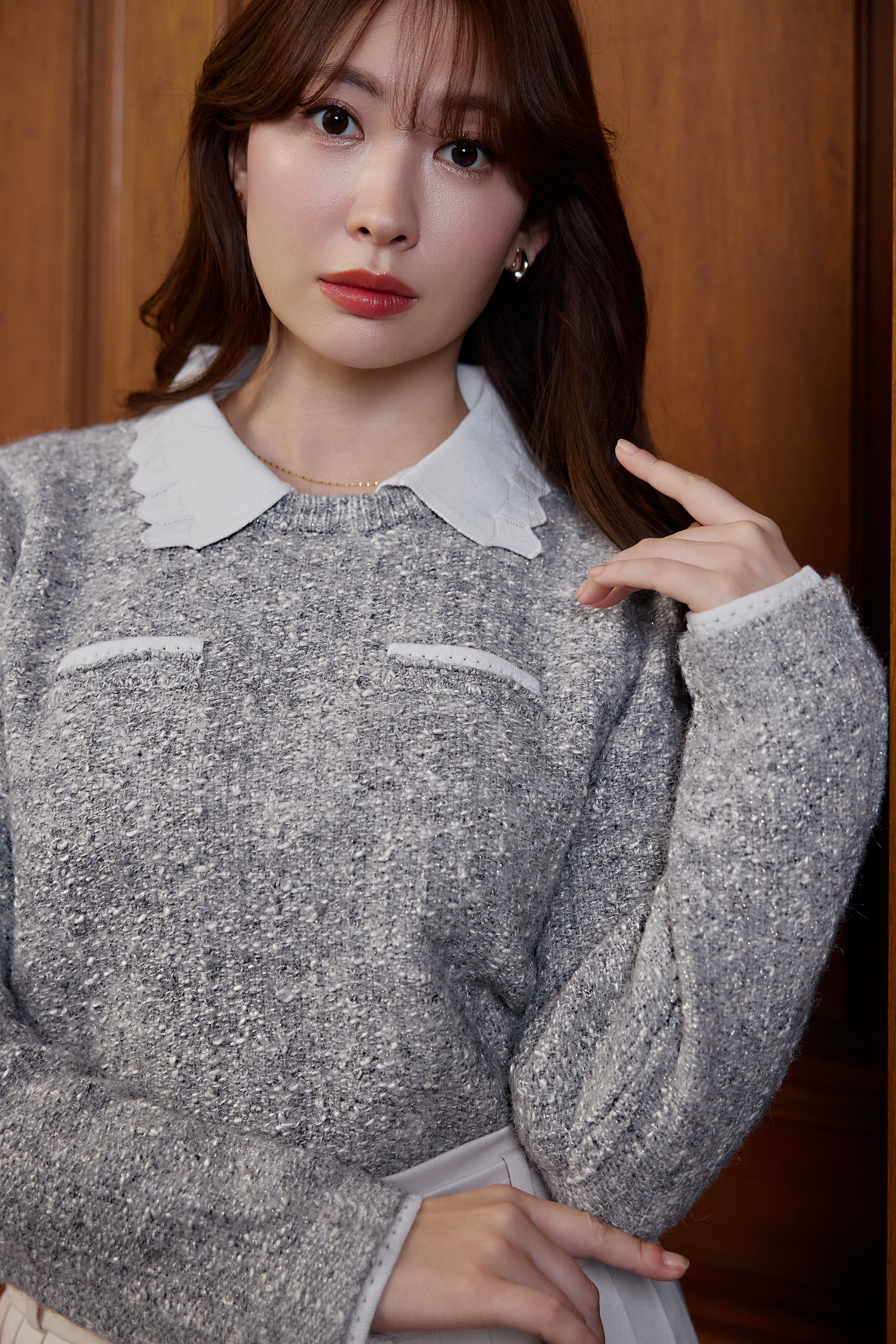 Petal-Edge Collar Knit Top