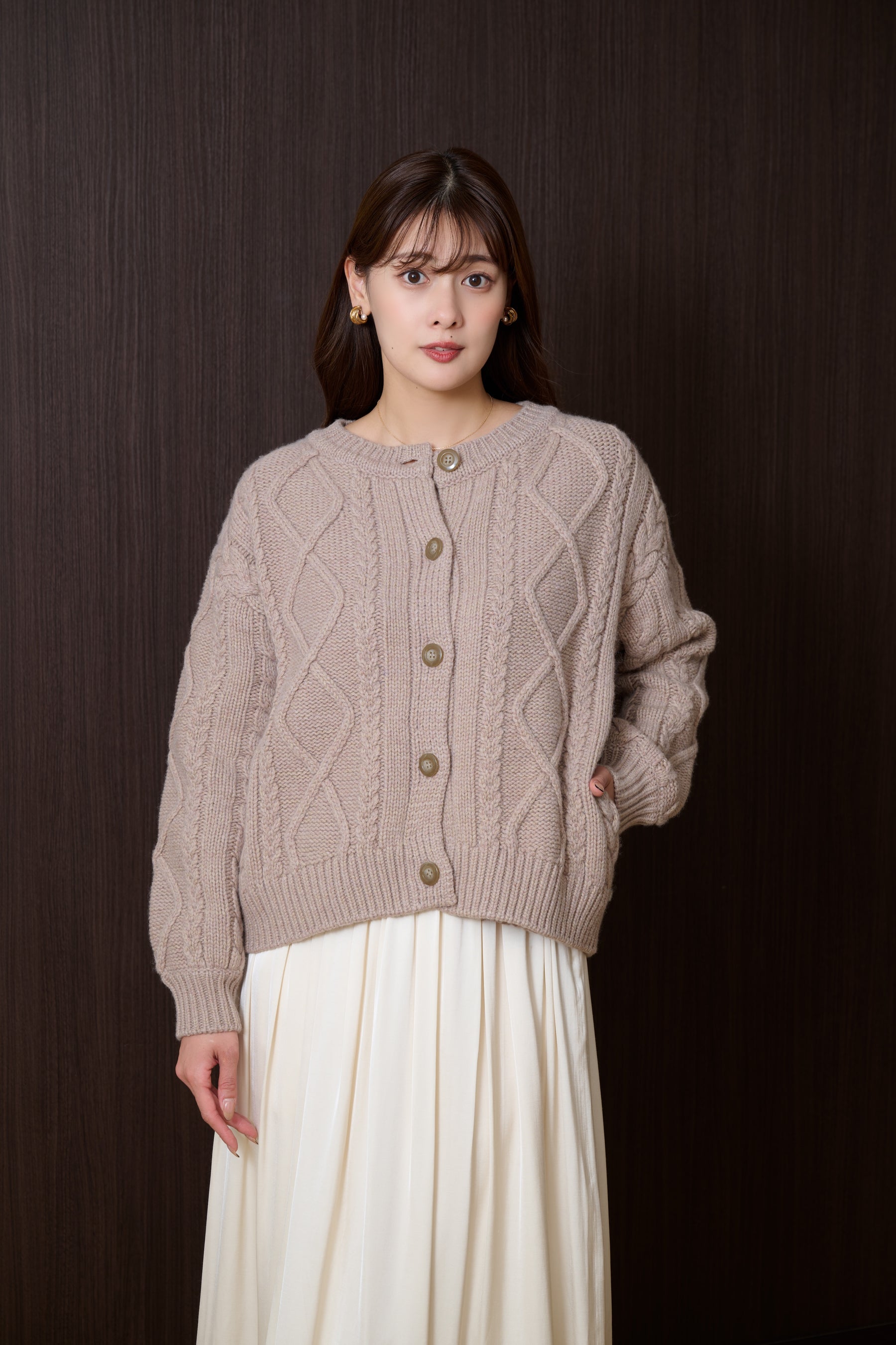 H Boa Cable Knit Cardigan