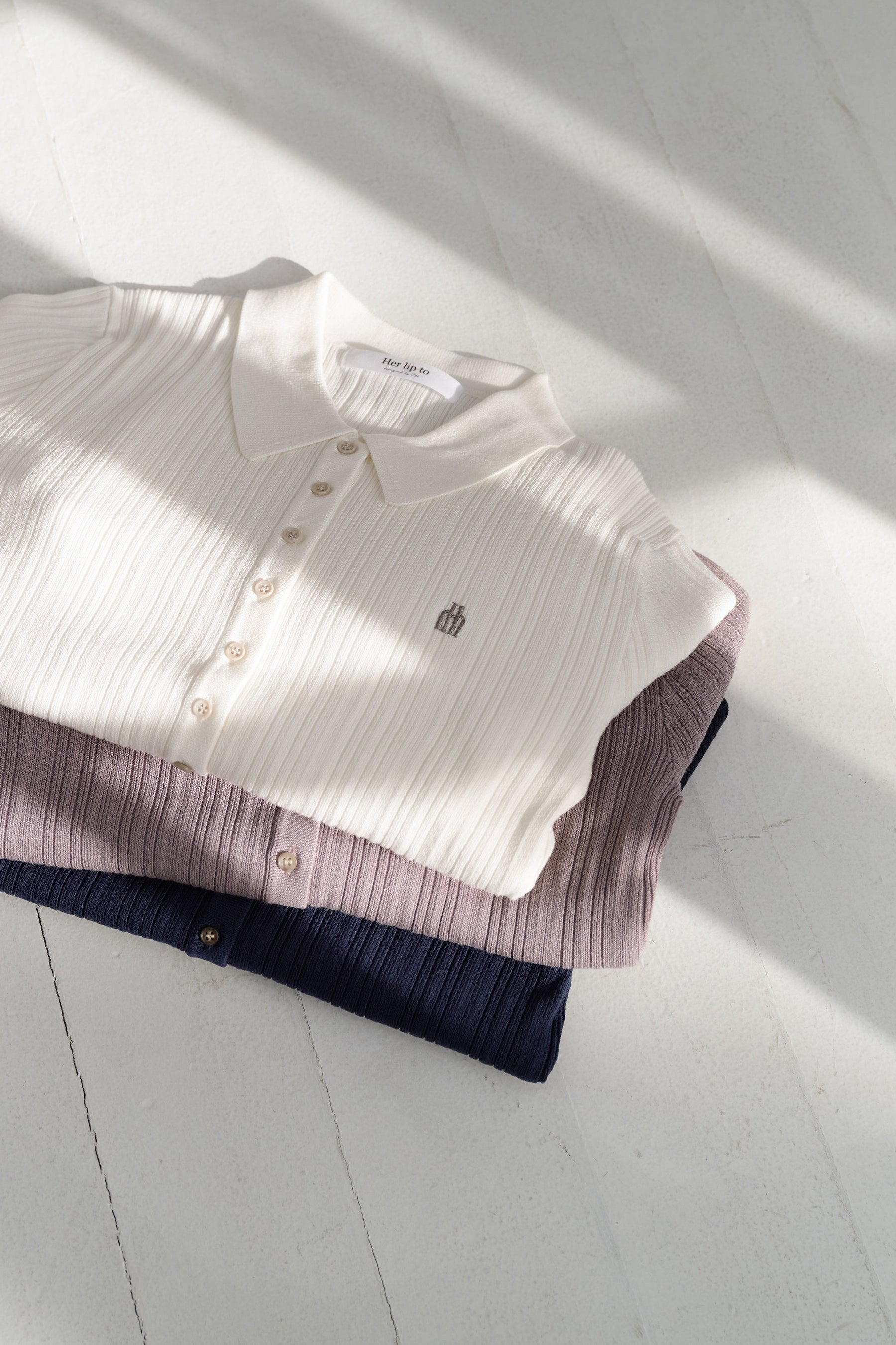 新色】Trois Rib Knit Polo Top