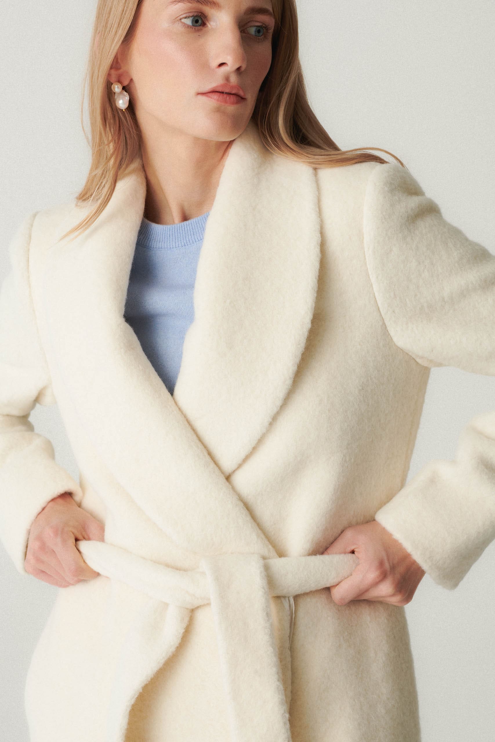 White alpaca coat – Herse