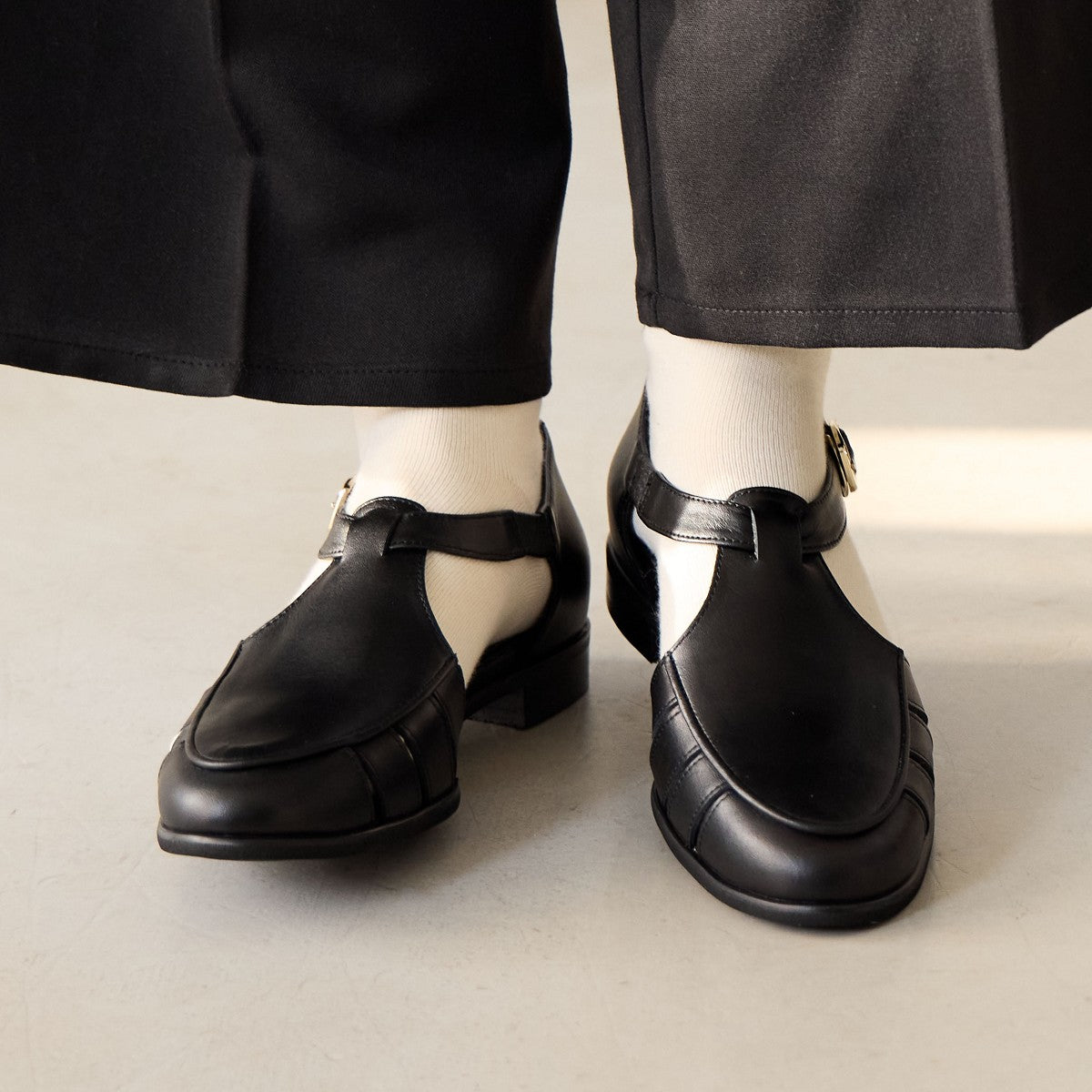 SALE】Tストラップグルカシューズ/651502