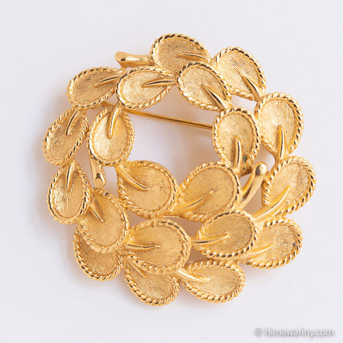 Trifari トリファリ-ゴールドー・スウィールリーフ・ヴィンテージ