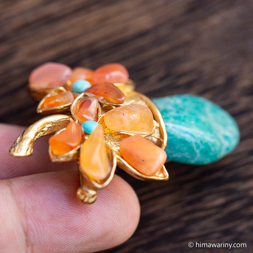 Swoboda スワボダ-天然石-フラワー・ドングリ・ブローチ【ヴィンテージ