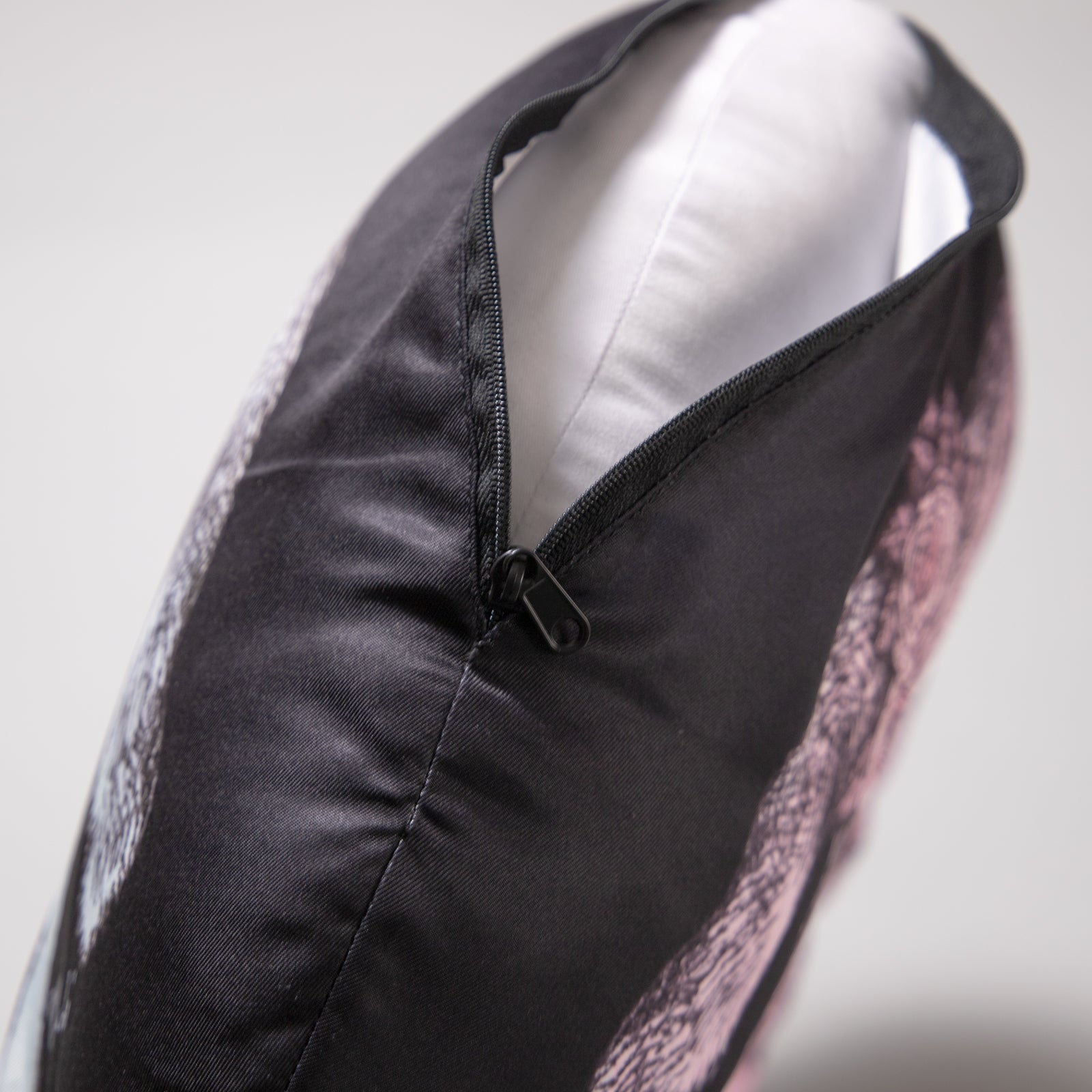 ボリスの寝返りクッション – ボリス雑貨店