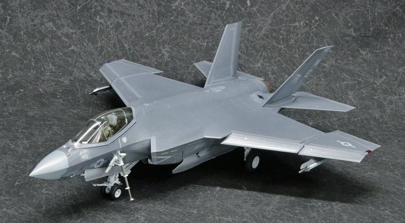ショップ入荷情報】1/48 ロッキード マーチン F-35C ライトニングII