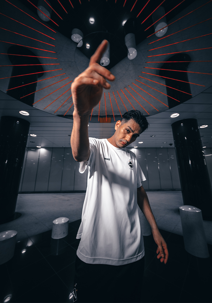 WHIZ LIMITED、20周年記念した3ブランドとのコラボアイテム発売