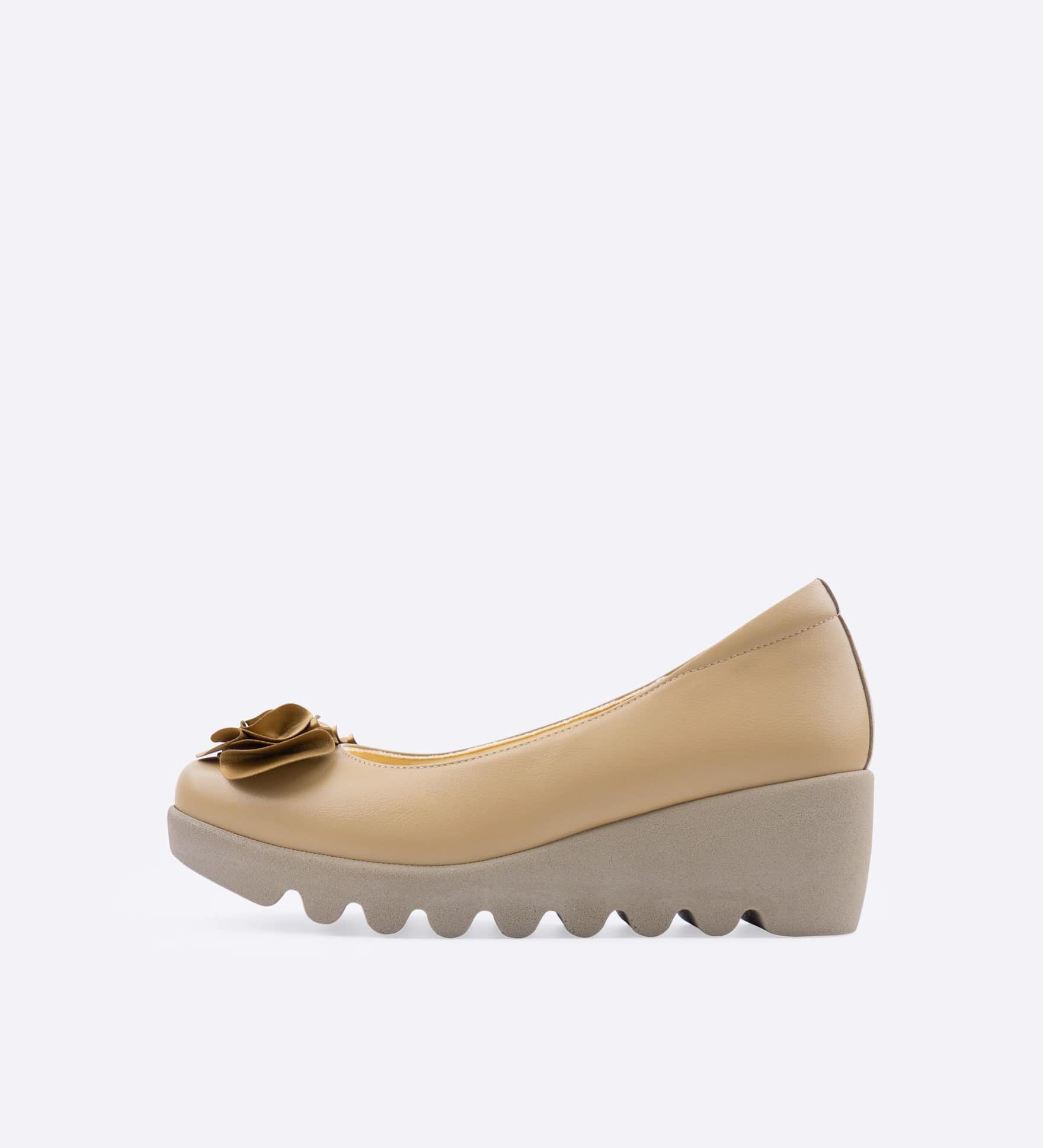 ヒルズアヴェニュー オンラインストア サテンフラワー(21.5 ベージュ