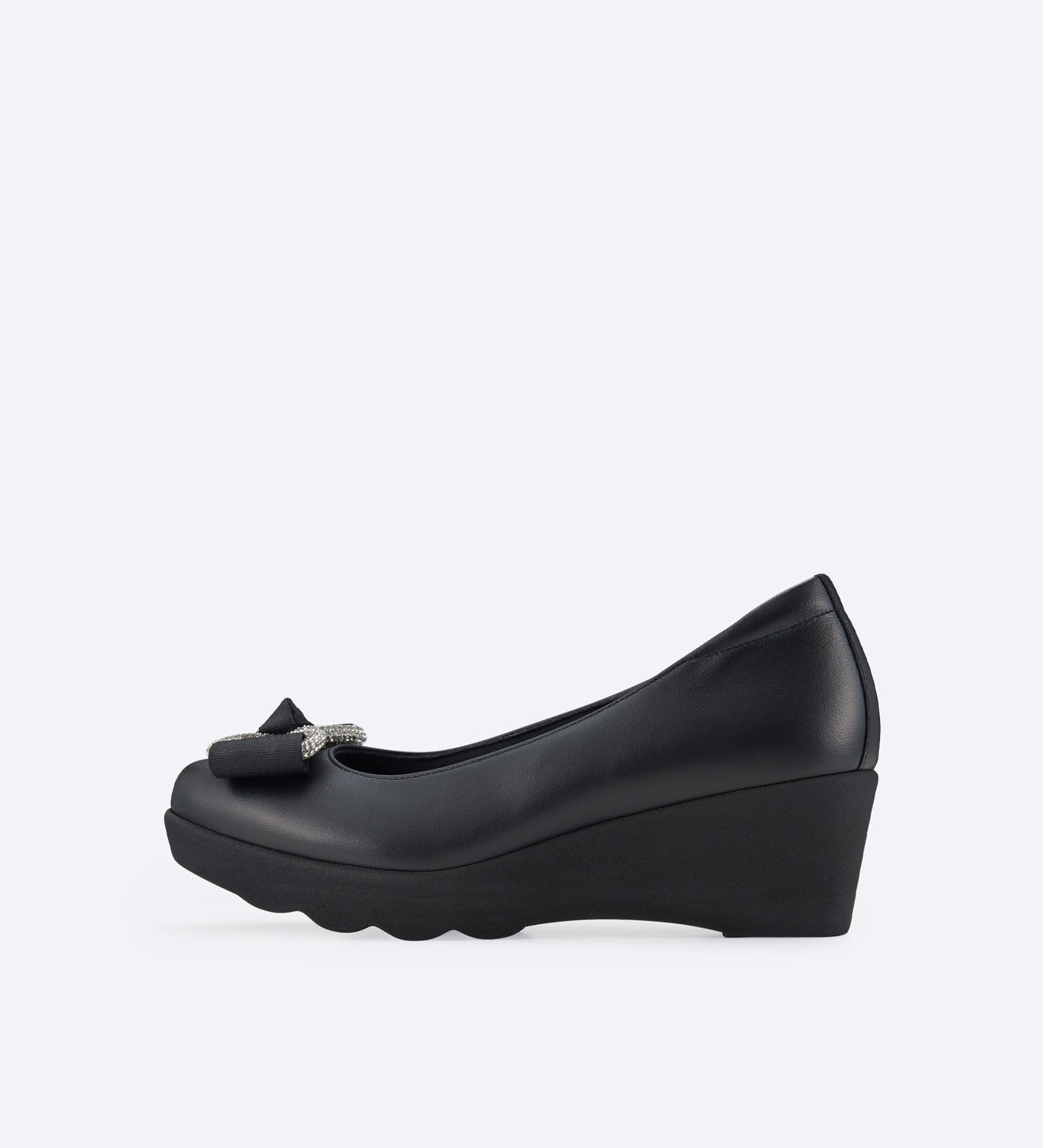 ヒルズアヴェニュー オンラインストア 特集/ビジュー＆グリッターパンプス