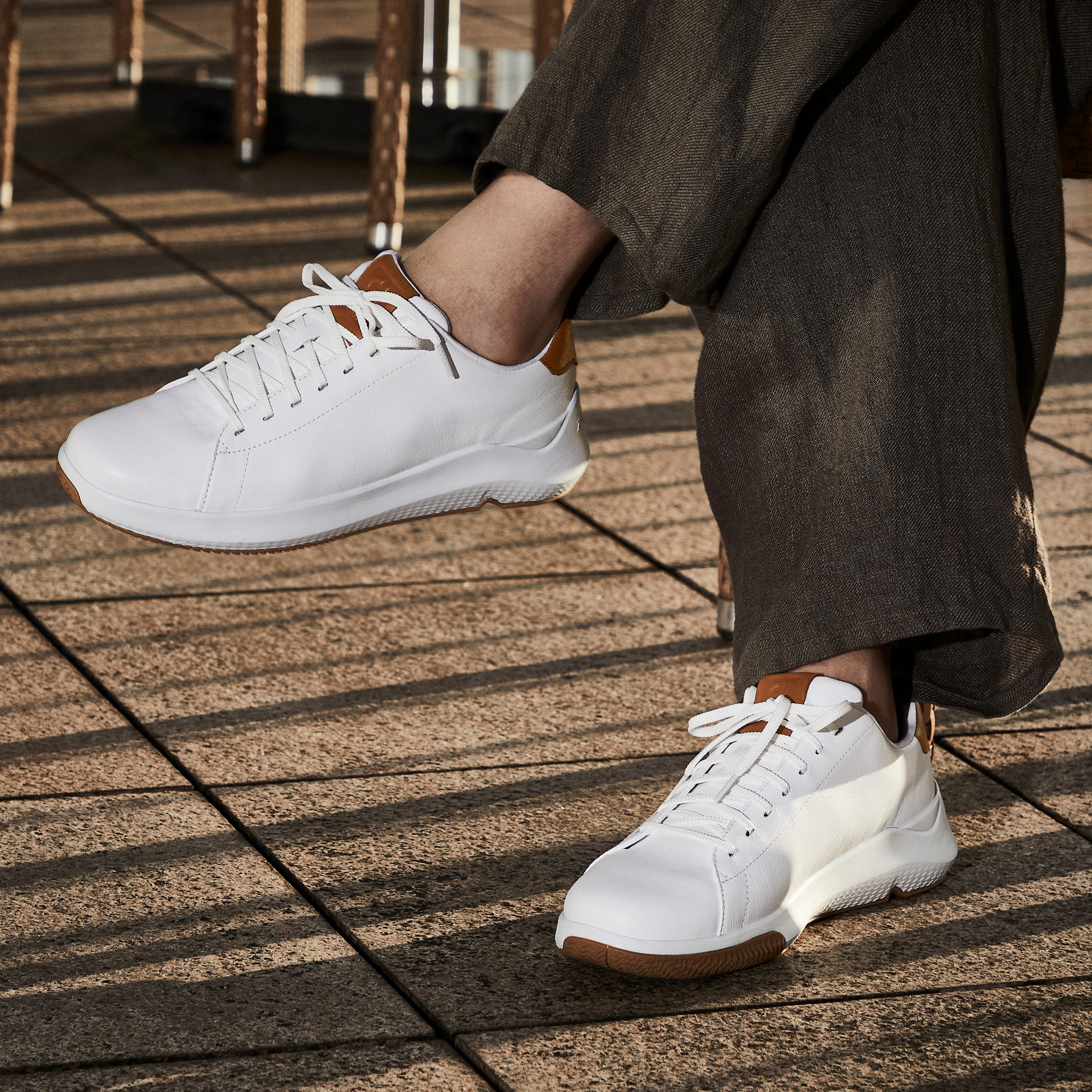 斎藤 工が履きこなすコール ハーン。ビジネスシーンとオフタイムを