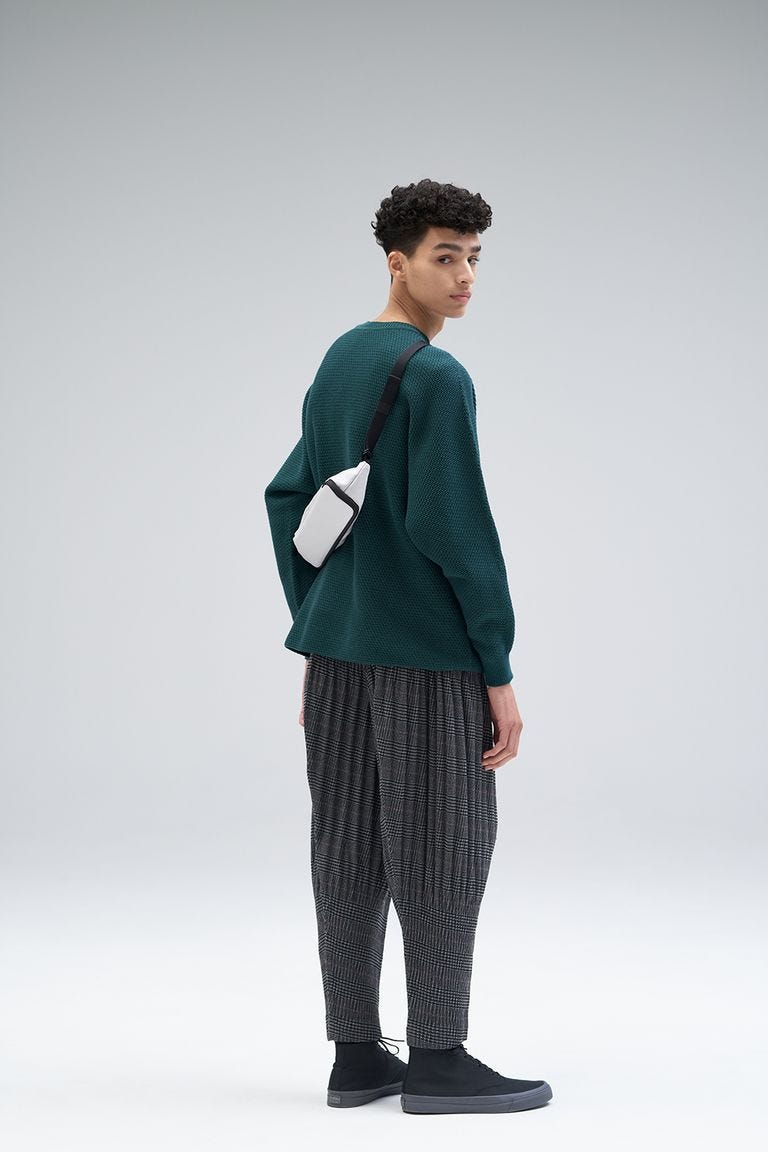 オム プリッセ イッセイ ミヤケ」AW21/22コレクションは、この悩める