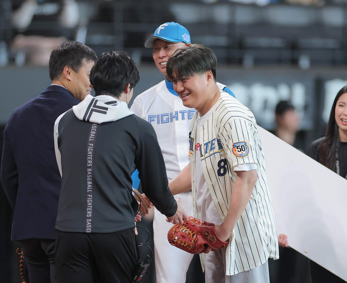 日本ハム】現役ドラフトで加入の吉田賢吾が4打数4安打 新庄剛志監督