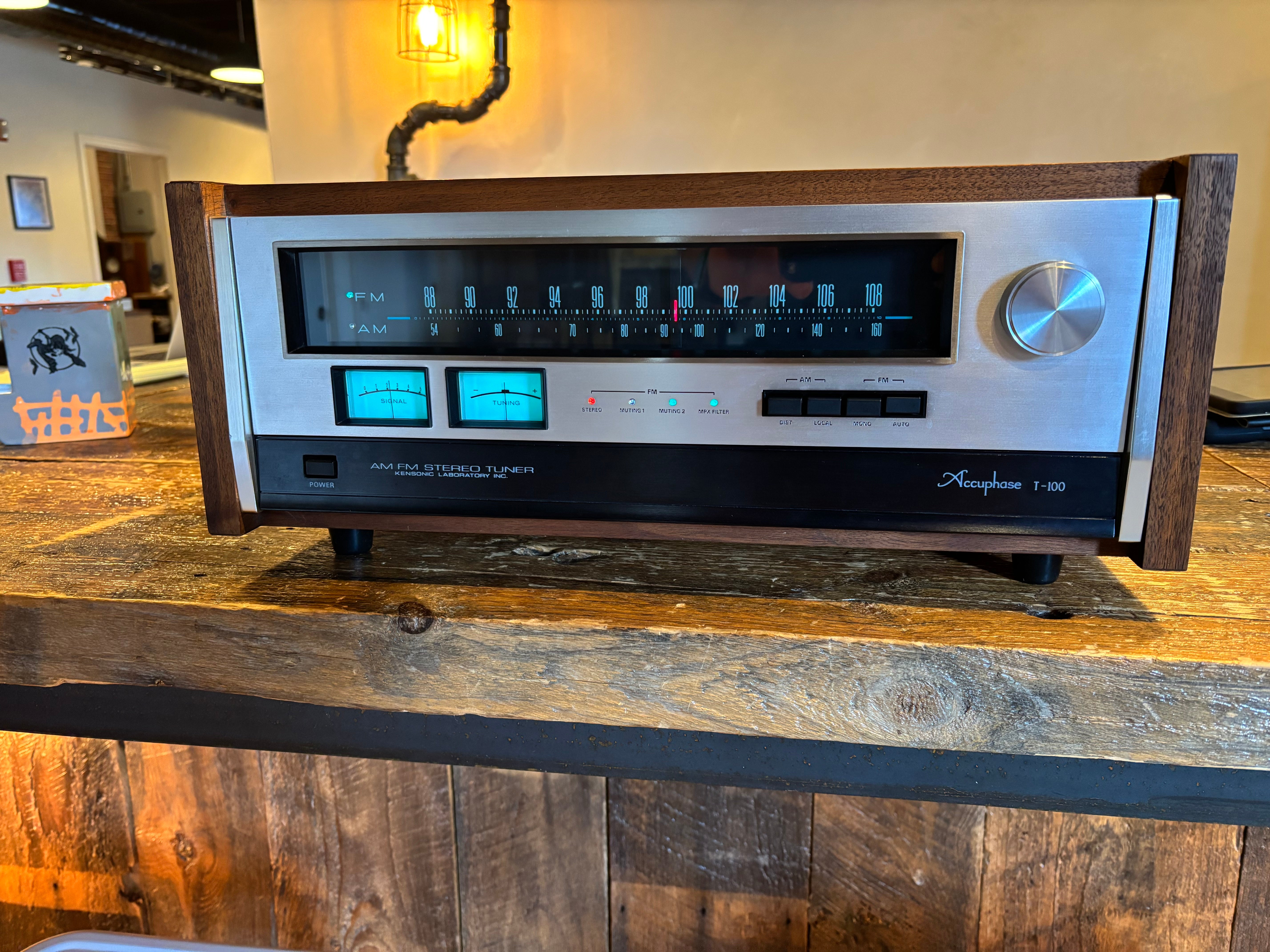 Accuphase T-100, Iconic FM Tuner – Holt Hill Audio