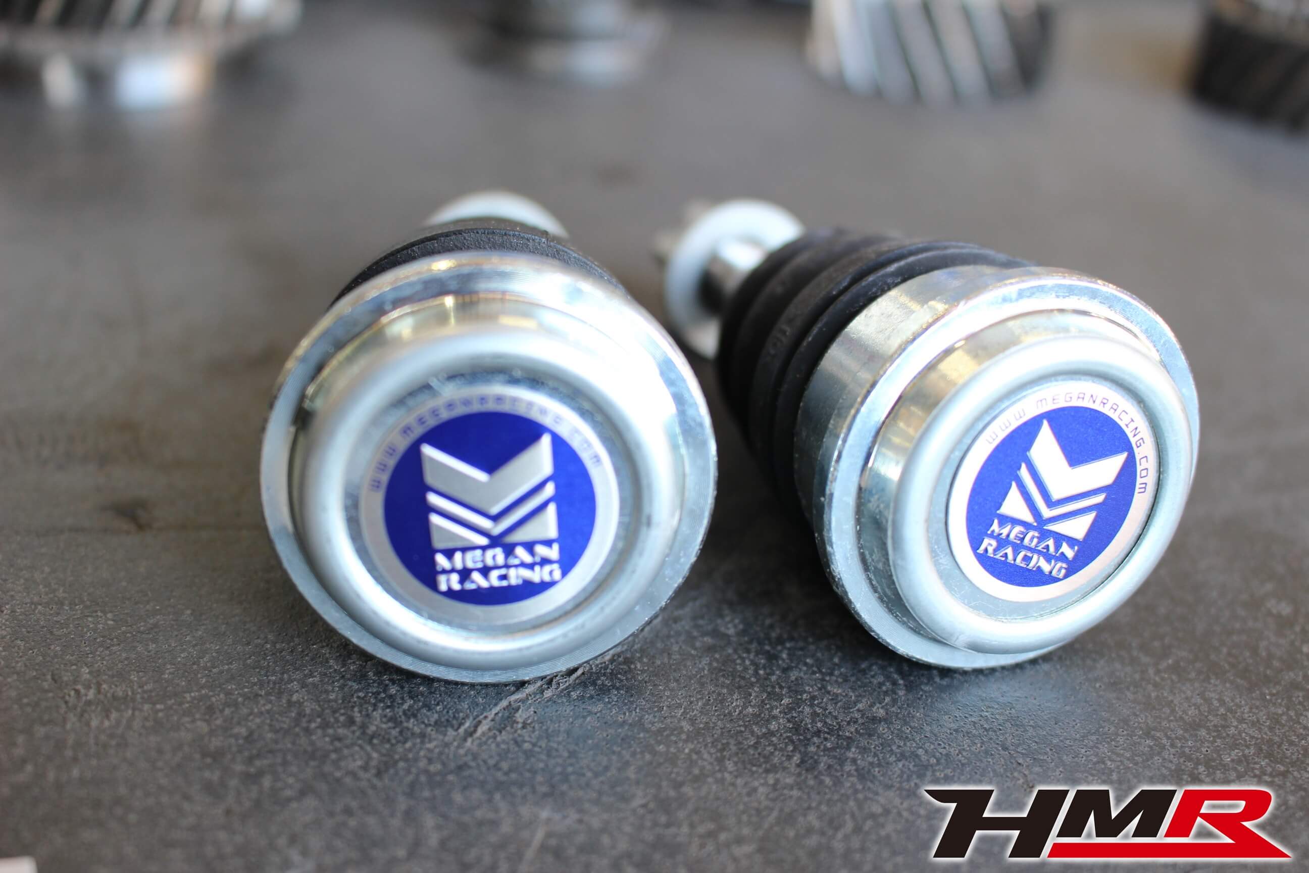 デモカーBRZにロールセンターアジャスター装着 – 8&B HMR