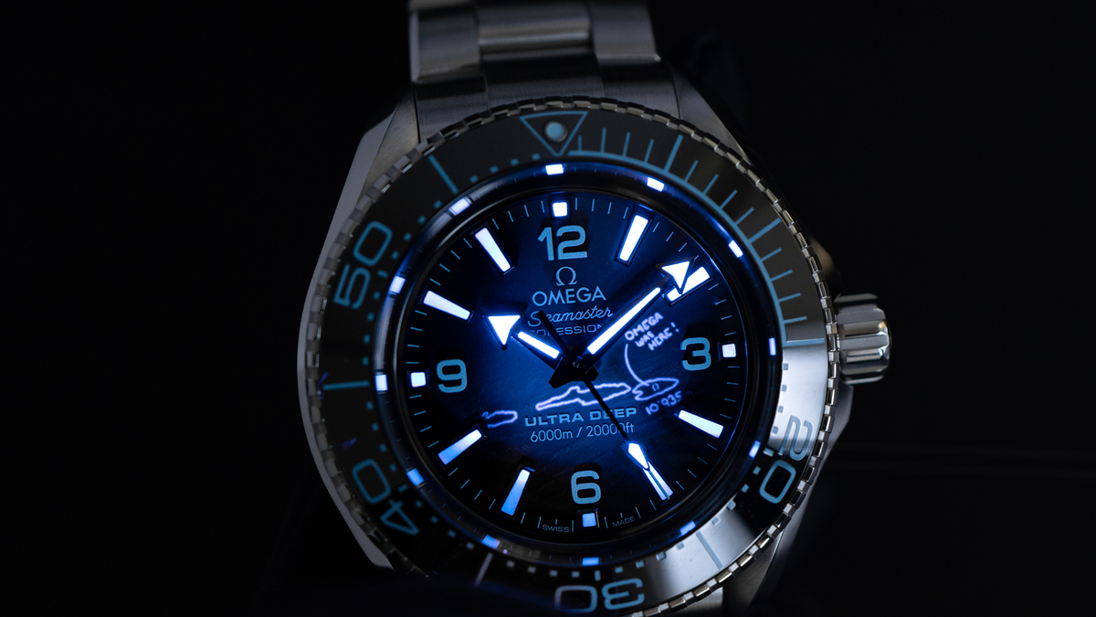 オメガ シーマスター プラネットオーシャン ウルトラディープ 215.30