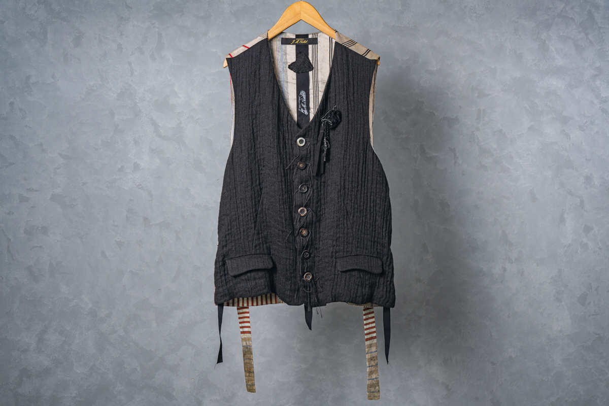 アルキビオ J.M.リボットのベスト | HUES 福岡セレクトショップ