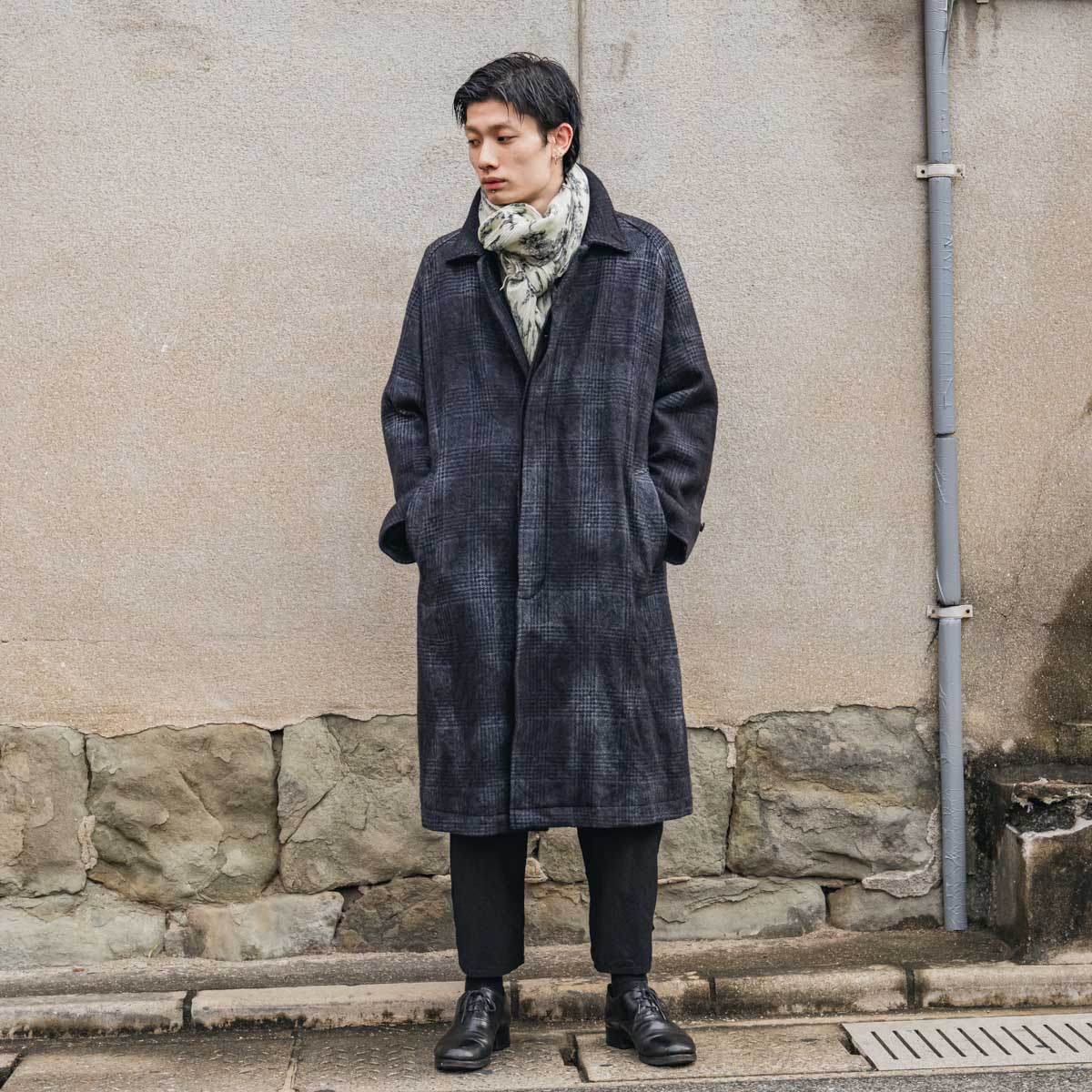カームレンスのグレンチェックツイードバルマカーンコート | HUES 福岡