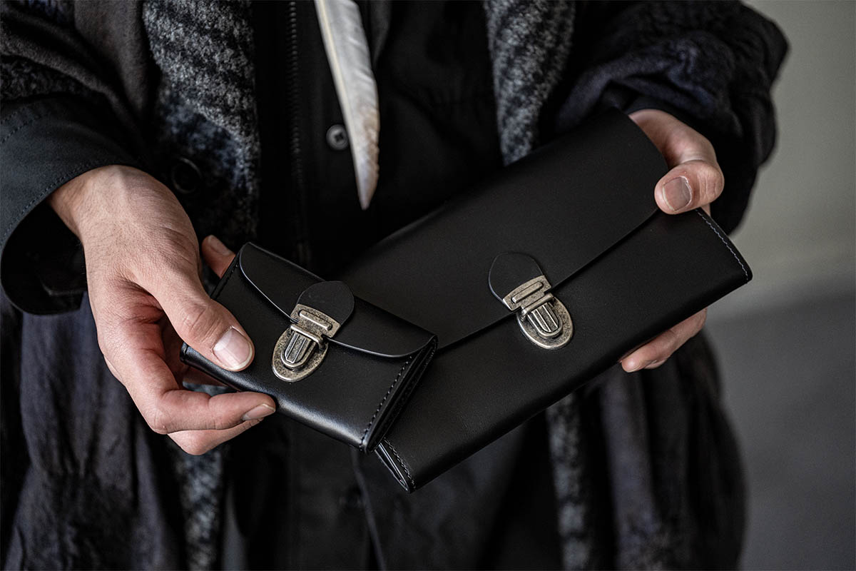 アン・ドゥムルメステール 定番レザーウォレット&カードケース | HUES