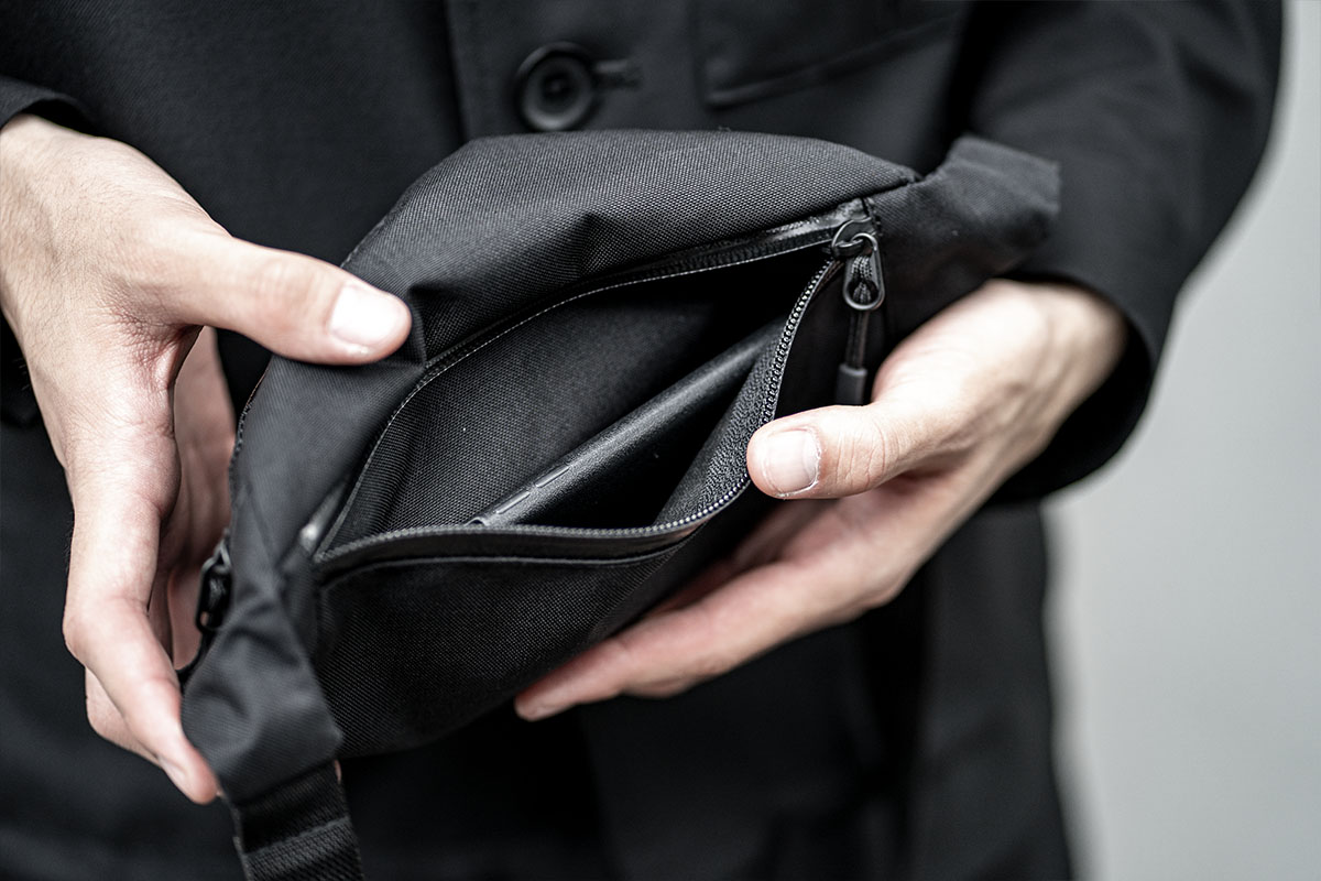 バッグジャック 当店別注コブラバックル付きヒップバッグ【YouTube解説