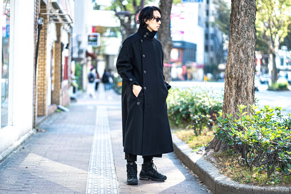 トゥーグッドのフェンサーコート | HUES 福岡セレクトショップ