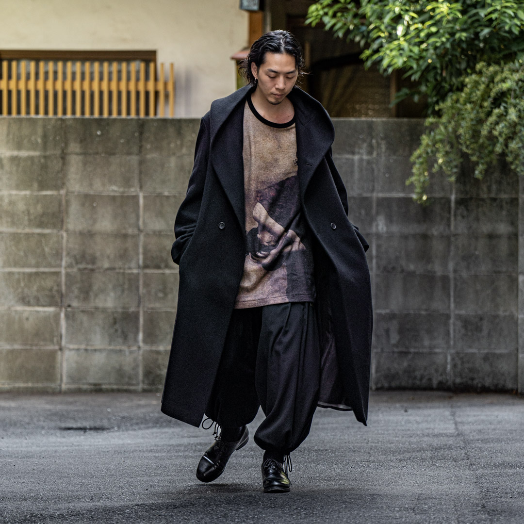 YOHJI YAMAMOTO “もうダメねあたしたち” 刺繍コート | HUES 福岡