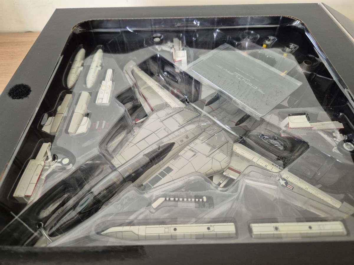 Century Wings 1/72 CW 001619 F-14A Tomcat USN VF-84 Jolly Rogers