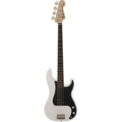 Fender Made in Japan Traditional 70s Precision Bass Arctic White