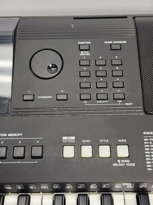 Yamaha PSR-E453 61-Key Portable Keyboard | eBay