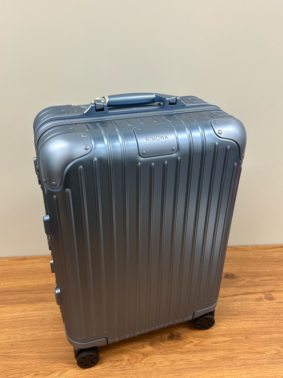Rimowa Original Cabin Arctic Blue 35L Limited Edition 2023 | Made