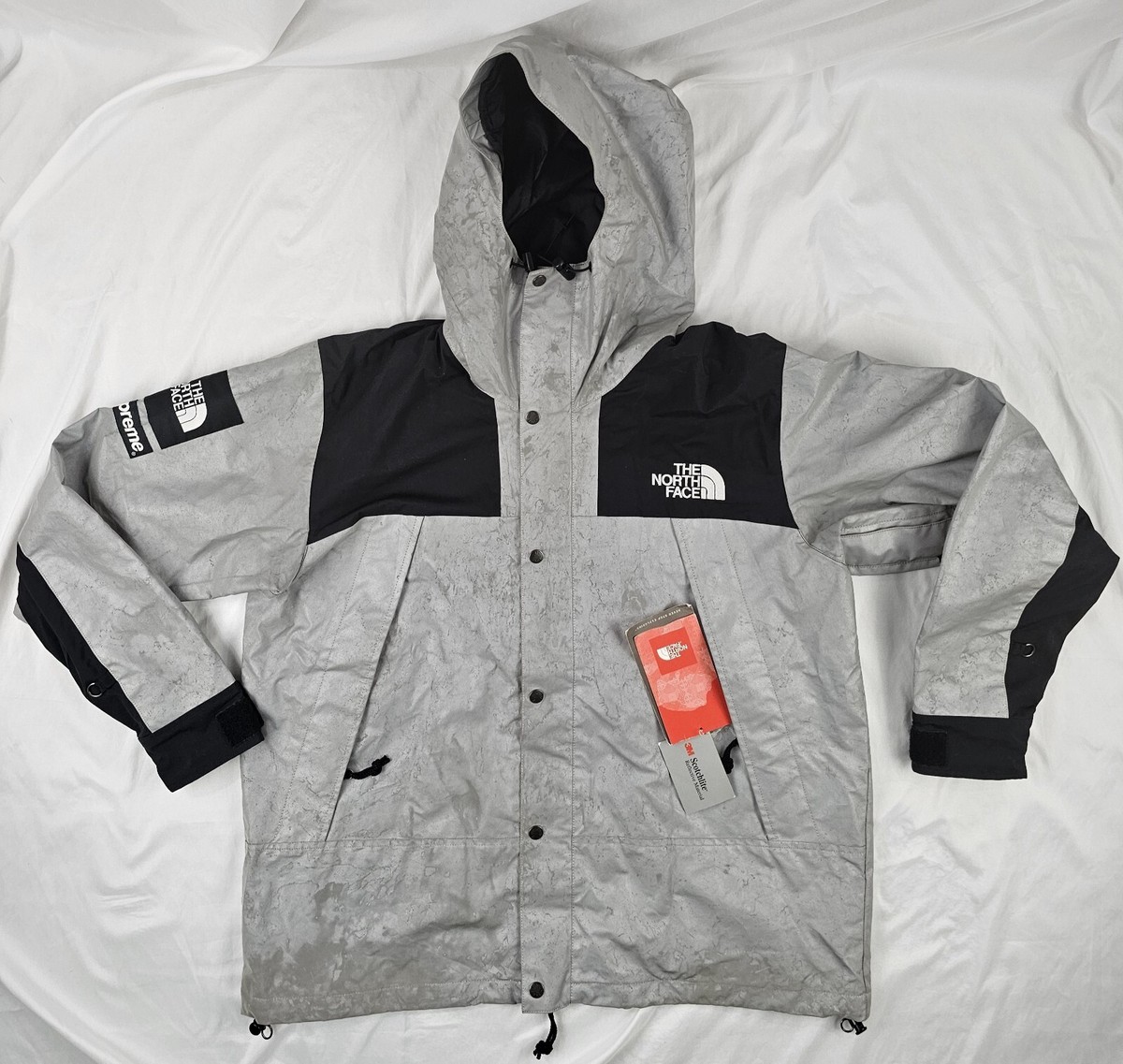 Supreme North Face MOUNTAIN PARKA REFLECTIVE SILVER BLACK 3M XL