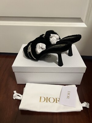 NIB Dior DWAY Logo Heel Pump Fur Shearling J'adior Miss Chez Moi
