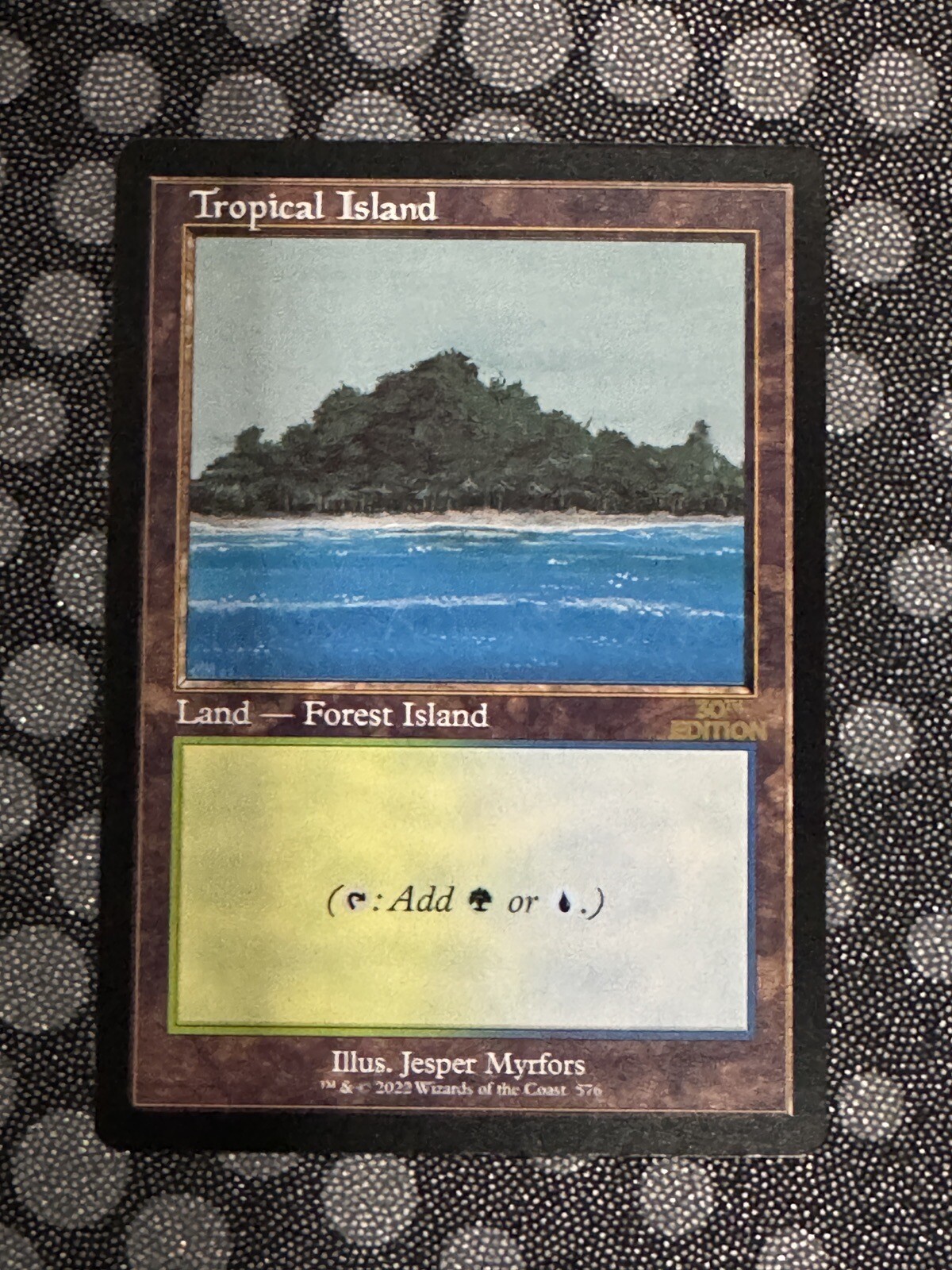 Tropical Island 2023 30th Anniversary Edition #576 Base (Retro