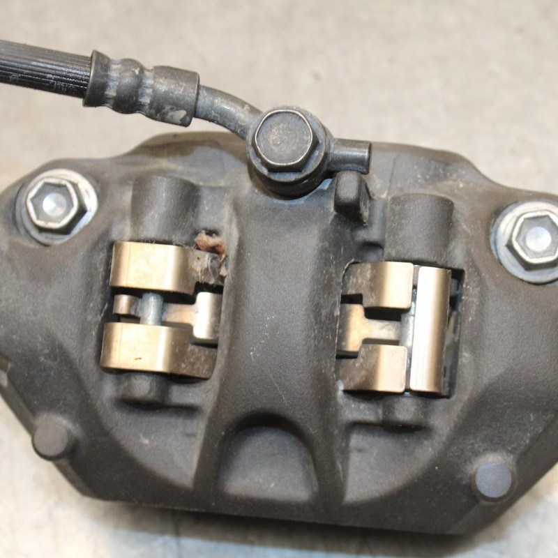 21 KAWASAKI NINJA ZX6R RIGHT LEFT FRONT BRAKE CALIPER SET PAIR