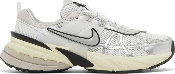 FD0736-100] Womens Nike V2K Run 'Summit White Metallic Silver' (W