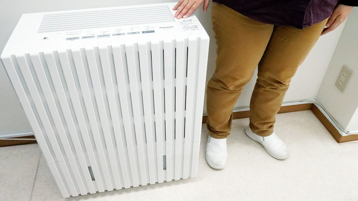 64畳まで対応のパワフル加湿器「Panasonic FE-KXP23」で乾いたオフィス