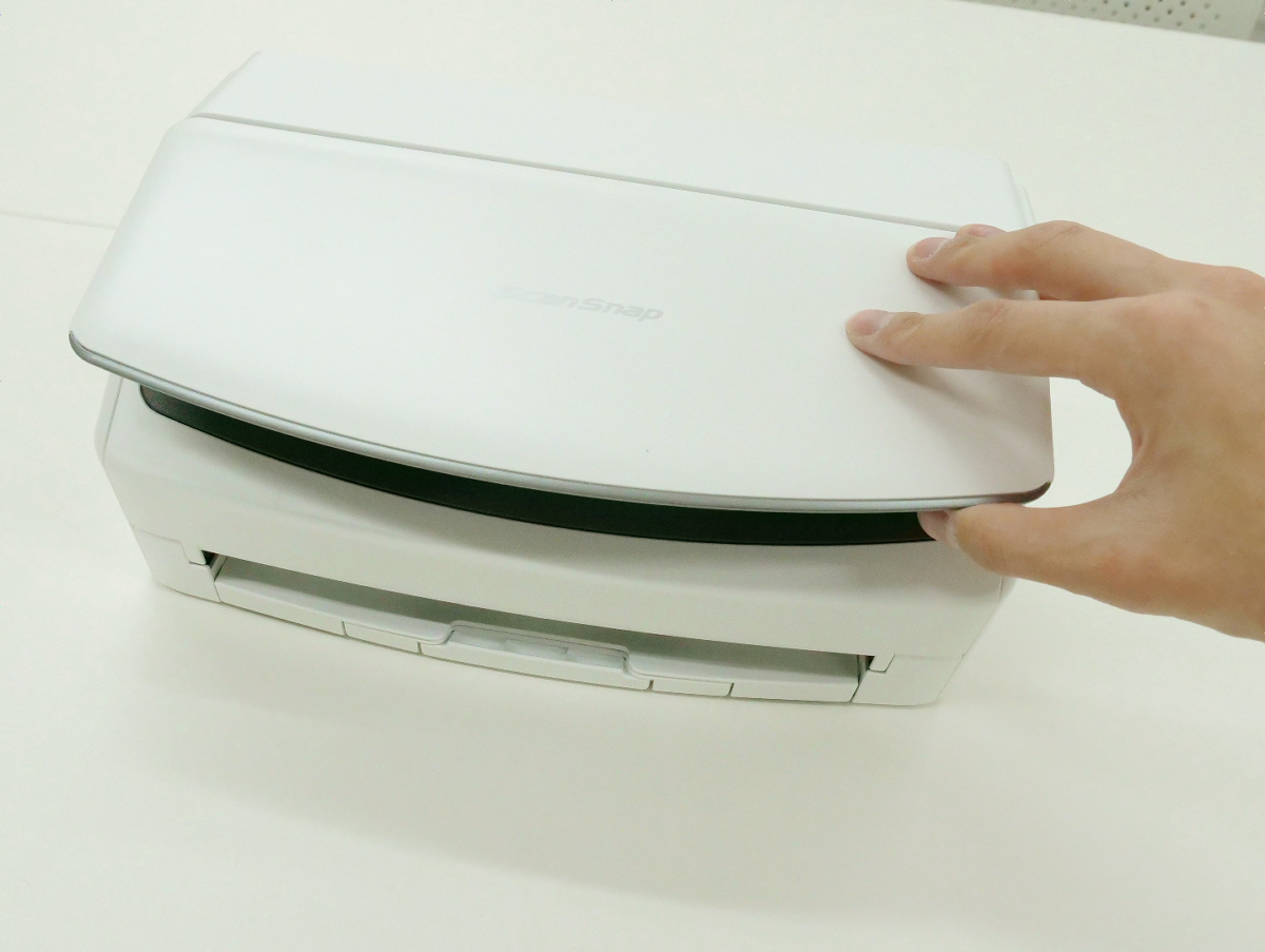 毎分40枚スキャン可能なWi-Fi対応ハイスピードスキャナー「ScanSnap