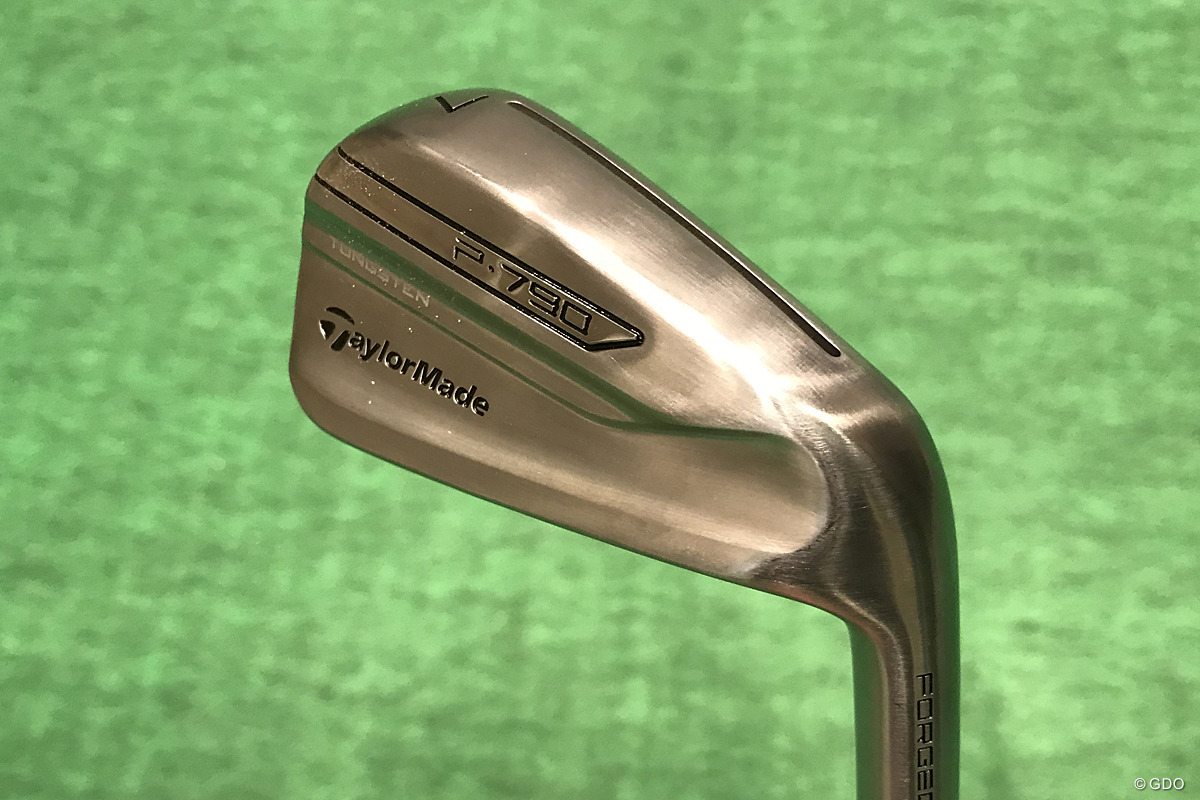 見た目と打感がいい中空構造 テーラーメイド P790 アイアン｜GDO