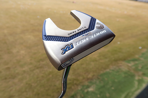高速グリーンでもビビらずに打てる」オデッセイ WHITE HOT RX パター V